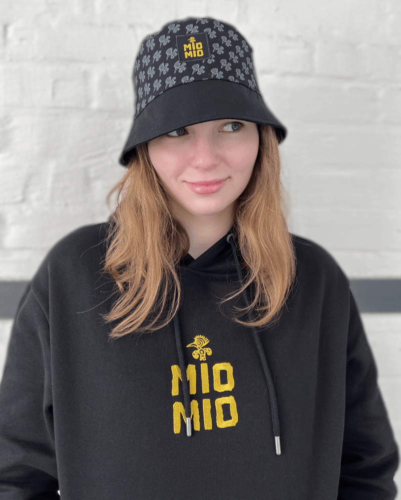Mio Mio Bucket Hat Schwarzer Bucket Hat mit Mio Mio Logo rundum